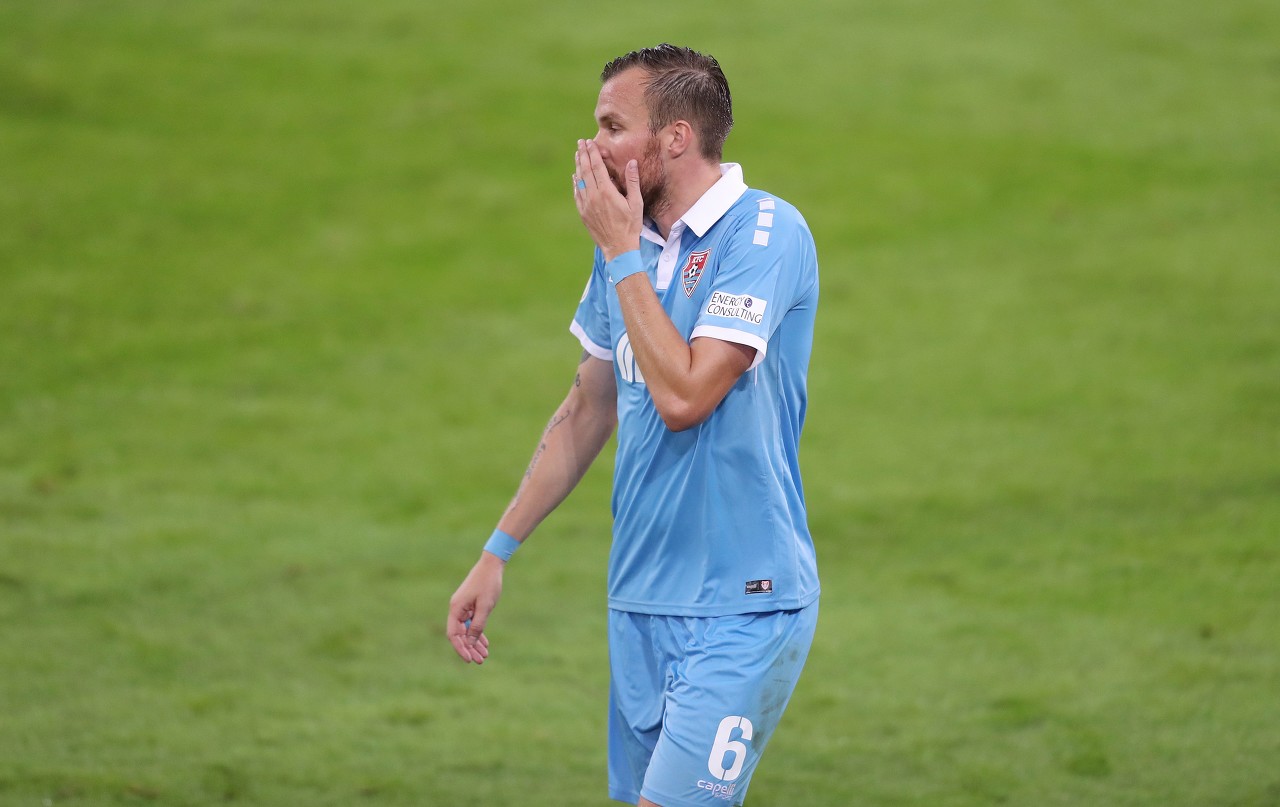 开云平台-大十字：阿斯拉尼非常适合多特，我也在给他发消息推动他加盟多特